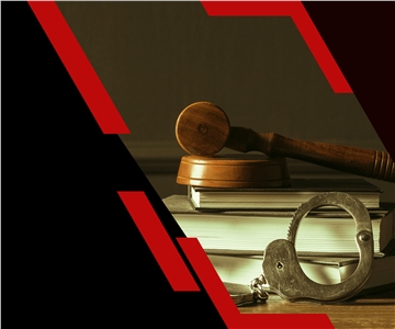 Ankara Demirci Hukuk ve Danışmanlık Bürosu, ceza davaları, savunma stratejileri, suçlamalara itiraz, tutukluluk süreleri, cezaevindeki haklar gibi çeşitli konularda kapsamlı hizmetler sunmaktadır.